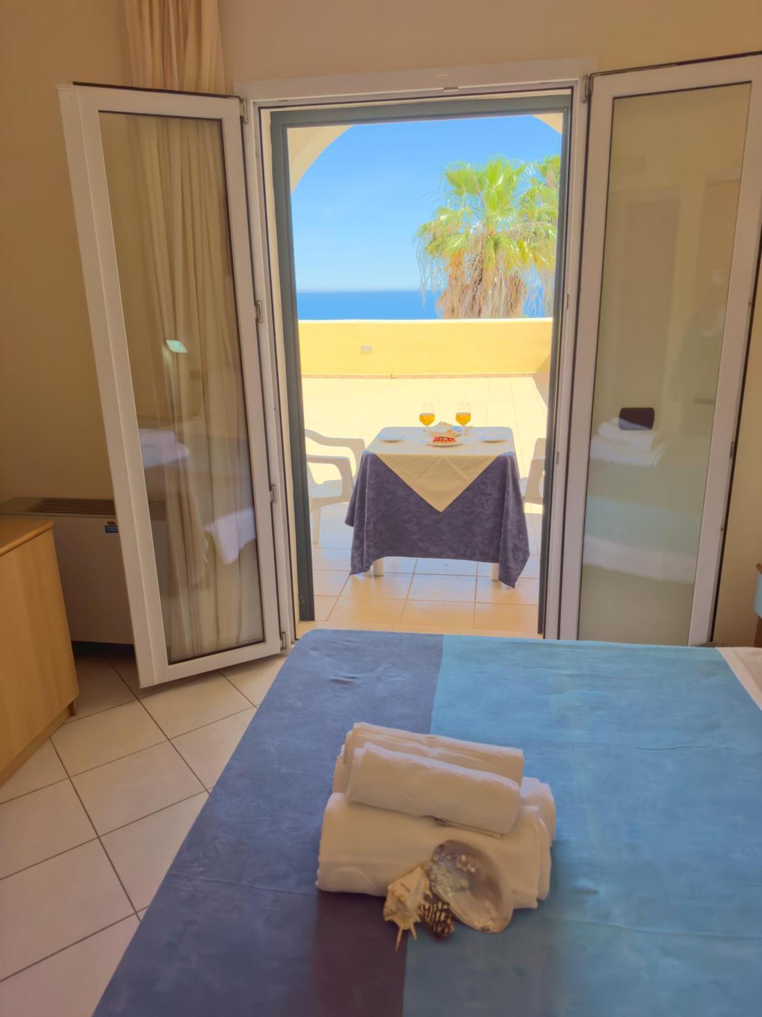 Hotel Alize Santa Cesarea Terme Eksteriør billede